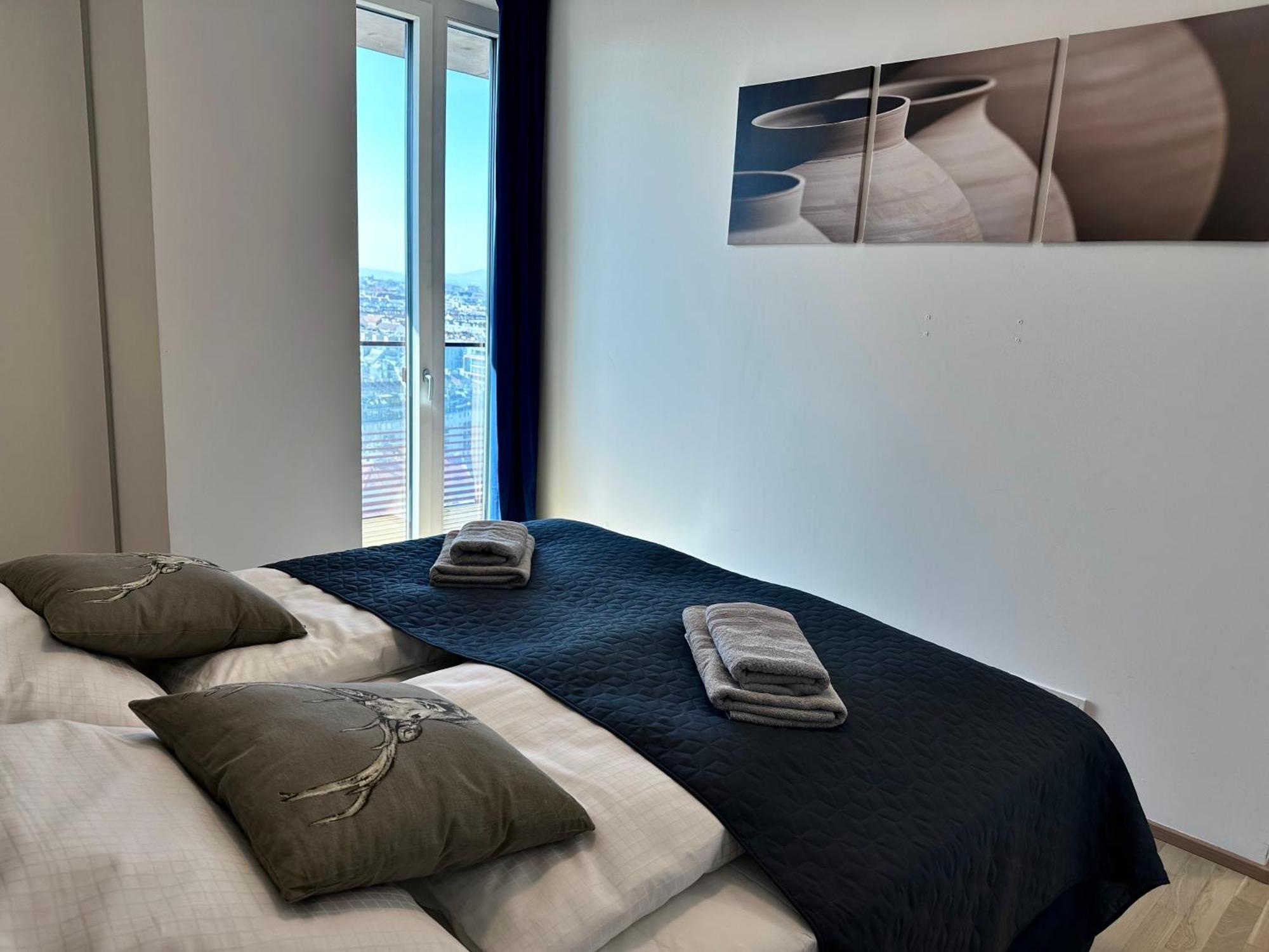 Panorama Sky Apartment I Rooftop Pool I Metro Station Wien Exterior foto