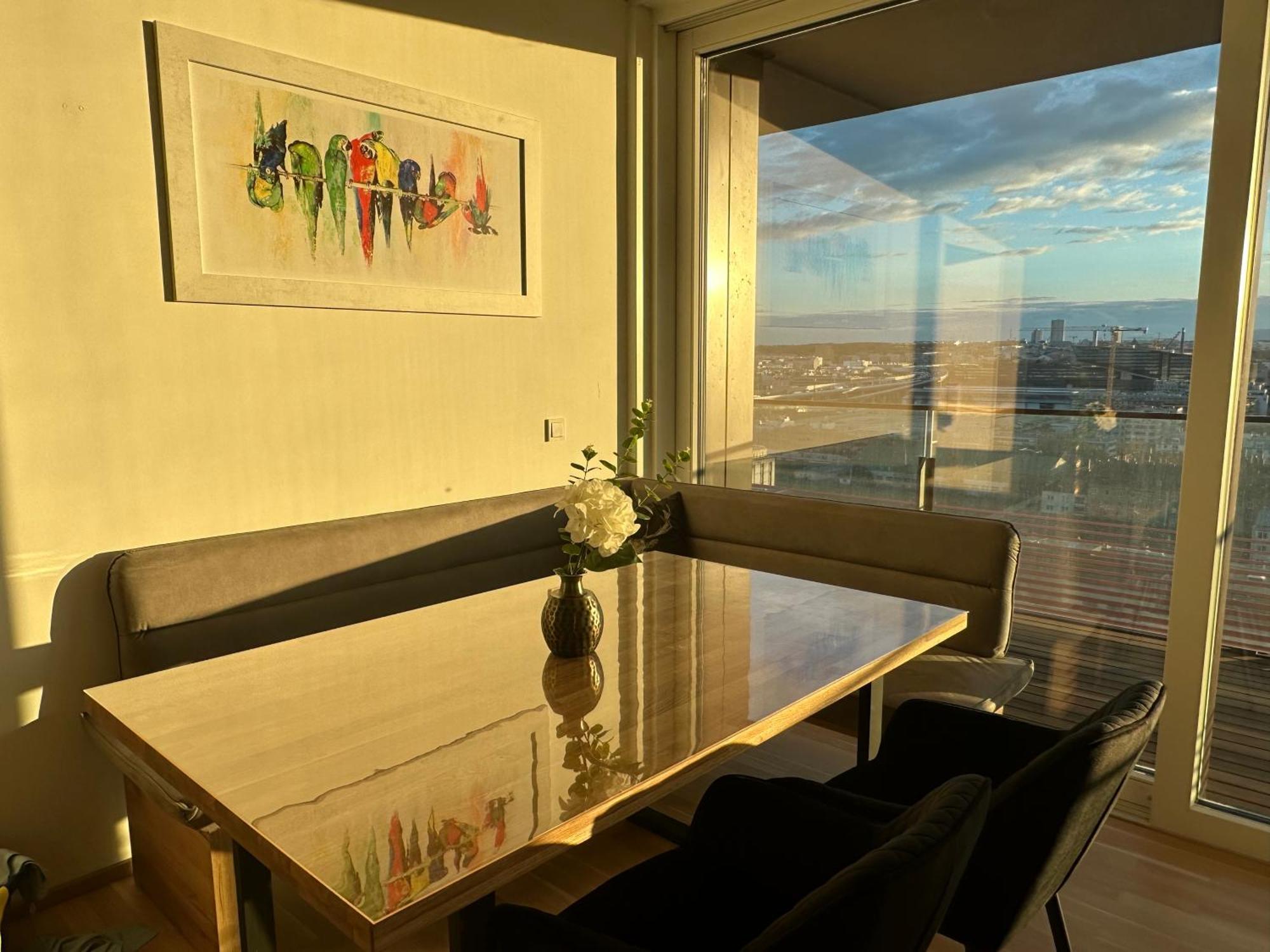 Panorama Sky Apartment I Rooftop Pool I Metro Station Wien Exterior foto