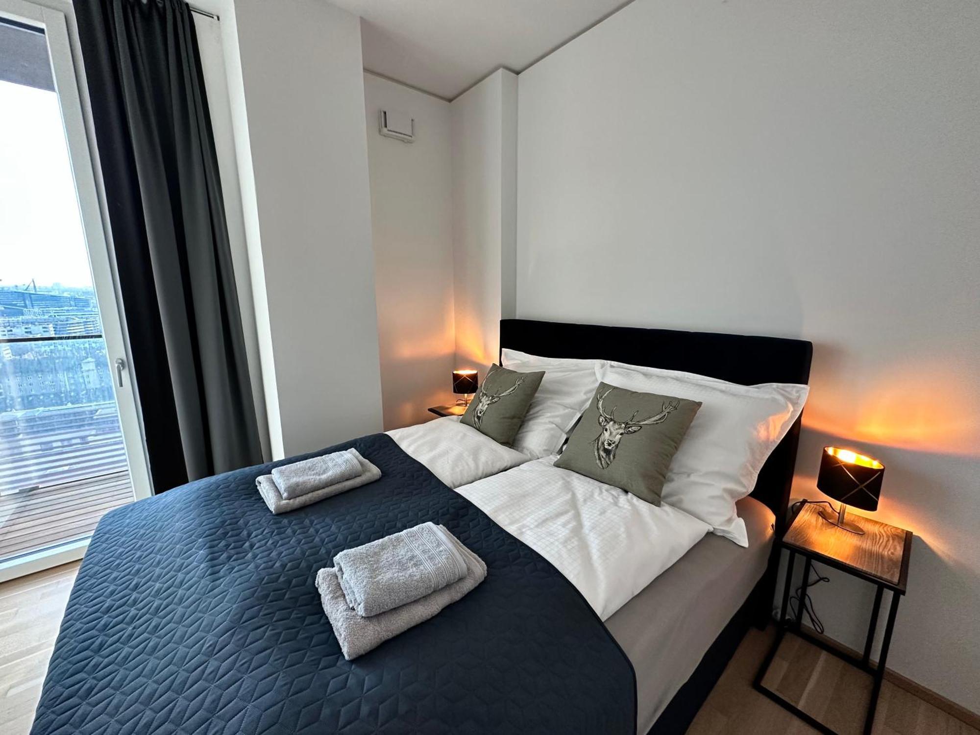Panorama Sky Apartment I Rooftop Pool I Metro Station Wien Exterior foto