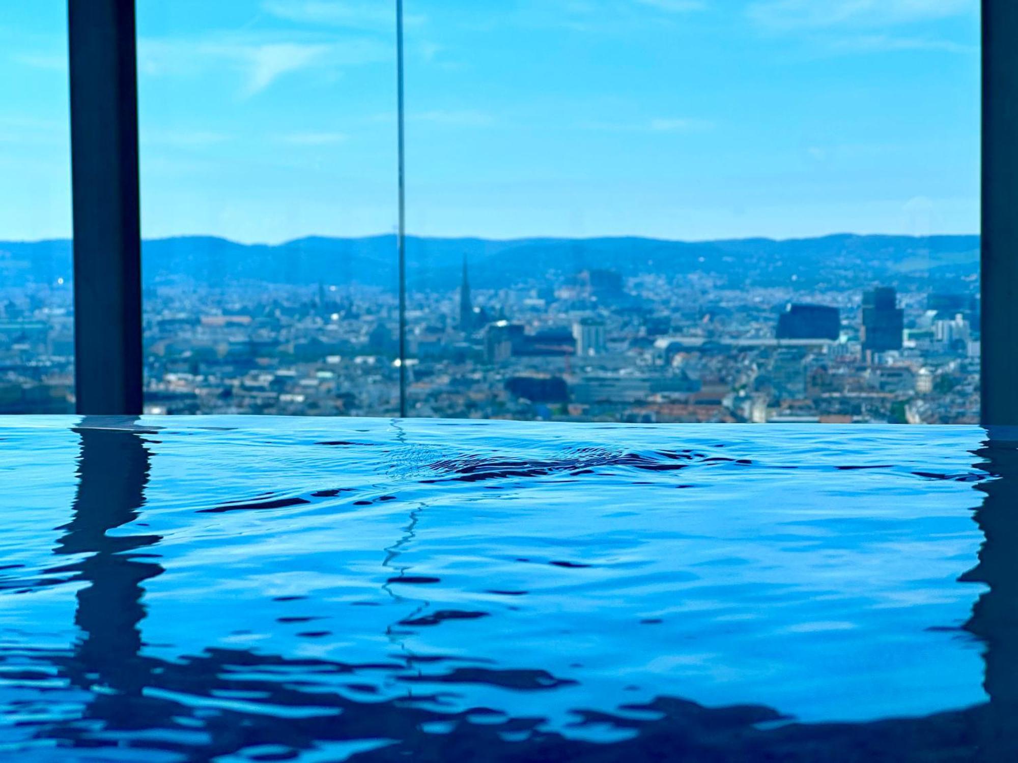 Panorama Sky Apartment I Rooftop Pool I Metro Station Wien Exterior foto